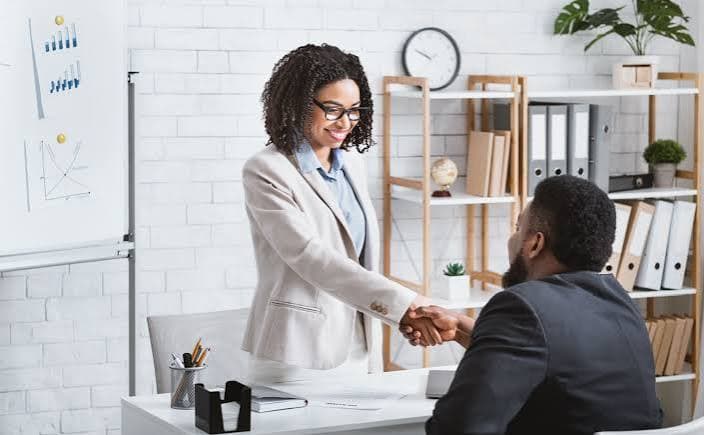 Hiring manager reviewing HR candidate profiles
